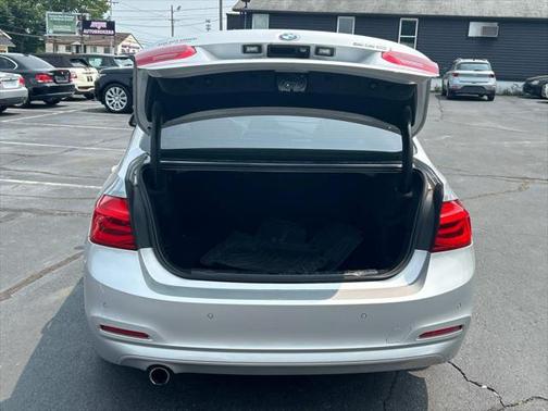 2016 BMW 320 i