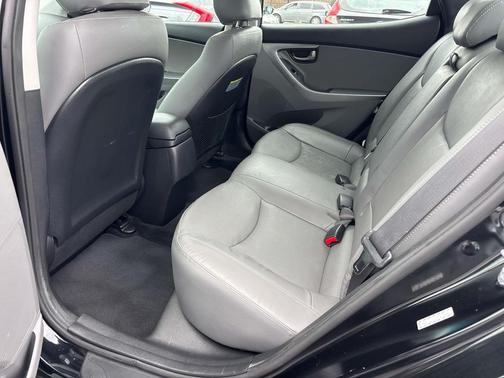 2015 Hyundai ELANTRA Sport