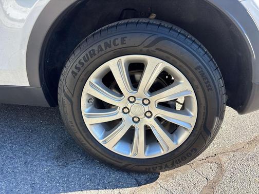 2017 Land Rover Discovery Sport SE