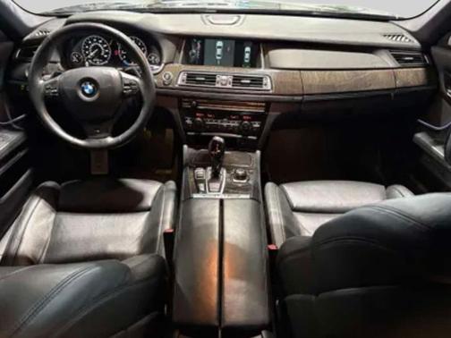 2012 BMW 750 Li xDrive