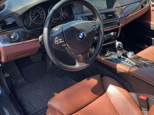 Jet Black 2011 BMW 550 xDrive