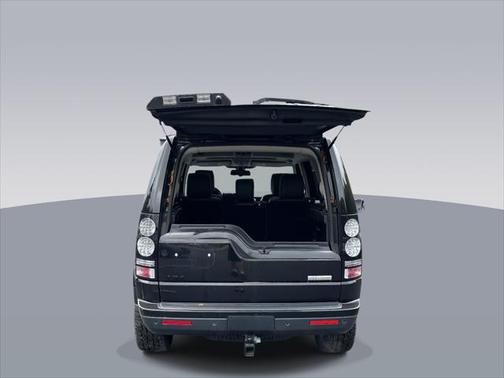 2016 Land Rover LR4 Base