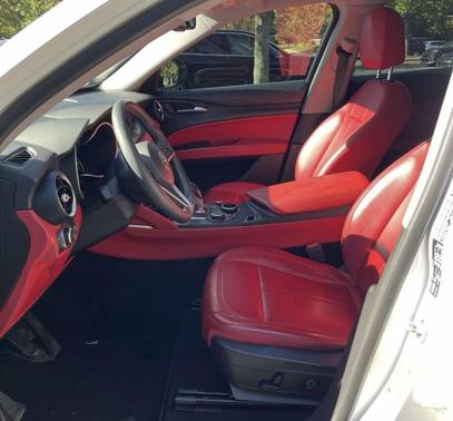 2019 Alfa Romeo Stelvio Base