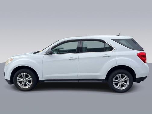 Summit White 2011 Chevrolet Equinox LS