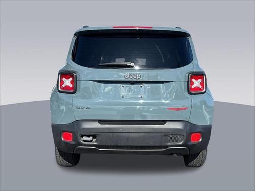 2016 Jeep Renegade Trailhawk
