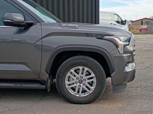 Magnetic Gray Metallic 2024 Toyota Sequoia SR5