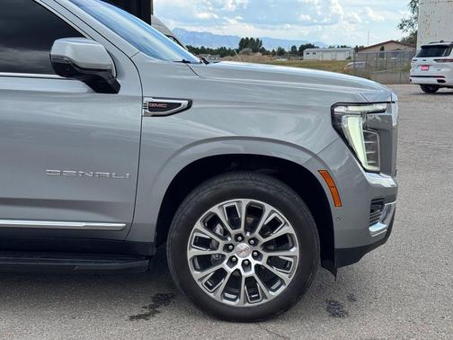 Sterling Metallic 2025 GMC Yukon XL Denali