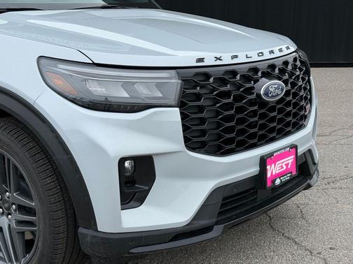 Space White Metallic 2026 Ford Explorer ST