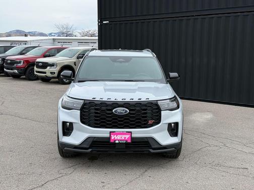 Space White Metallic 2026 Ford Explorer ST
