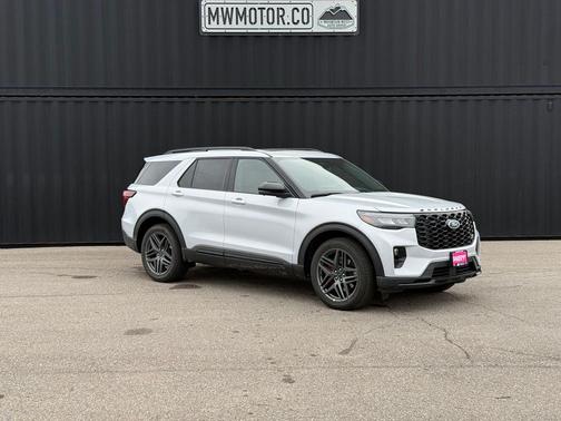 Space White Metallic 2026 Ford Explorer ST