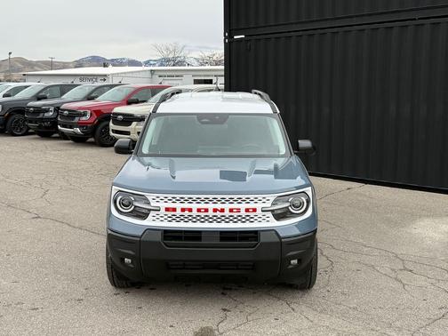 Azure Gray Metallic Tri-Coat 2025 Ford Bronco Sport Heritage