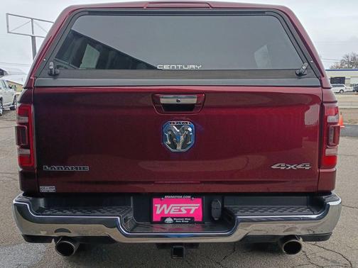 Delmonico Red Pearlcoat 2022 RAM 1500 Laramie