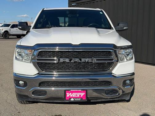 Bright White Clearcoat 2022 RAM 1500 Big Horn/Lone Star