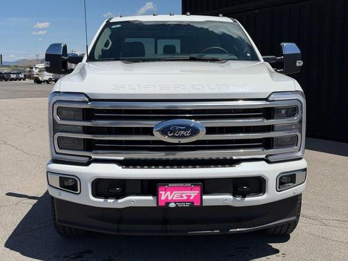 Star White Metallic Tri-Coat 2026 Ford F-350 Platinum