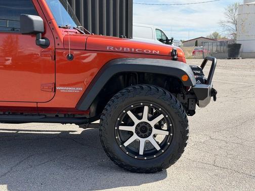 Sunburst Orange Pearlcoat 2009 Jeep Wrangler Unlimited Rubicon