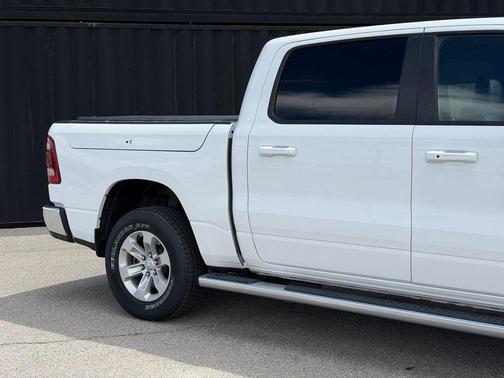 Bright White Clearcoat 2023 RAM 1500 Laramie