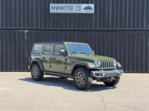Sarge Green Clearcoat 2024 Jeep Wrangler 4-Door Sahara