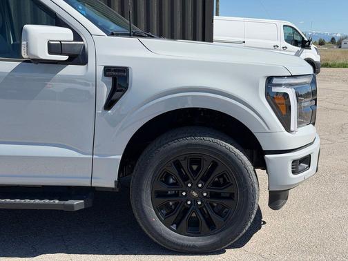 Avalanche 2026 Ford F-150 Lariat