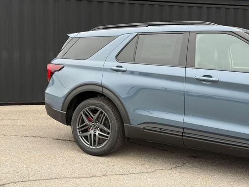 Vapor Blue Metallic 2026 Ford Explorer ST