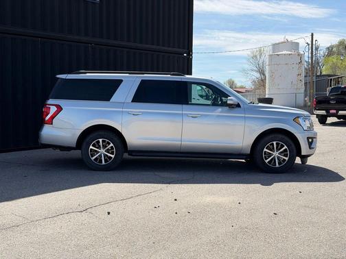 Ingot Silver Metallic 2019 Ford Expedition Max XLT