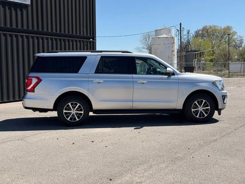 Ingot Silver Metallic 2019 Ford Expedition Max XLT