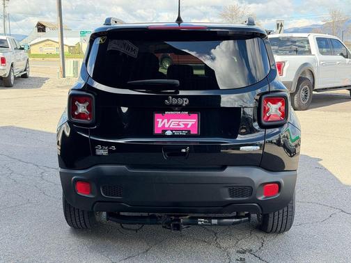 Black 2018 Jeep Renegade Latitude