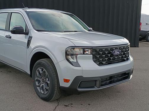 Space White Metallic 2026 Ford Maverick XLT
