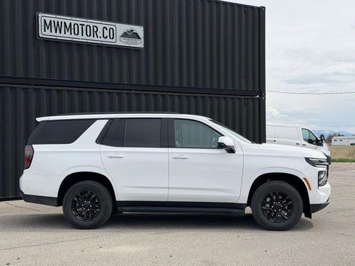 Summit White 2025 Chevrolet Tahoe LT