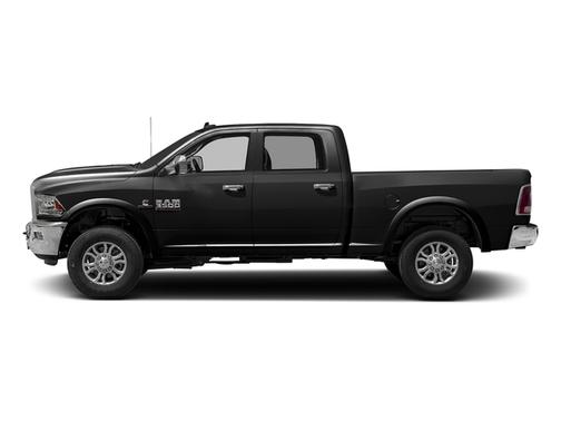 Brilliant Black Crystal Pearlcoat 2017 RAM 3500 Laramie Crew Cab 4x4 6'4' Box