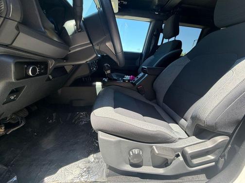 Oxford White 2025 Ford Bronco Big Bend