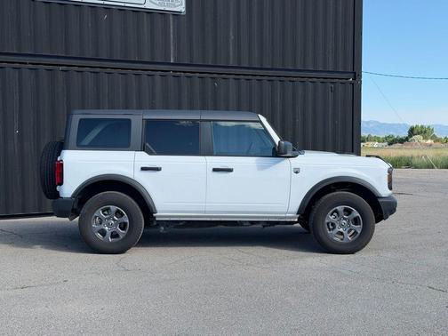Oxford White 2025 Ford Bronco Big Bend