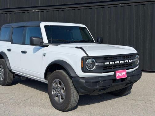 Oxford White 2025 Ford Bronco Big Bend