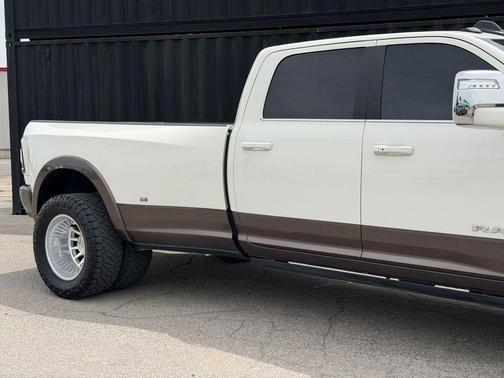 Pearl White 2024 RAM 3500 Longhorn