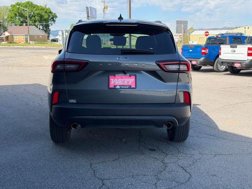 Gray Metallic 2025 Ford Escape ST-Line