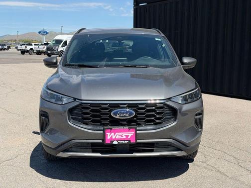 Gray Metallic 2025 Ford Escape ST-Line