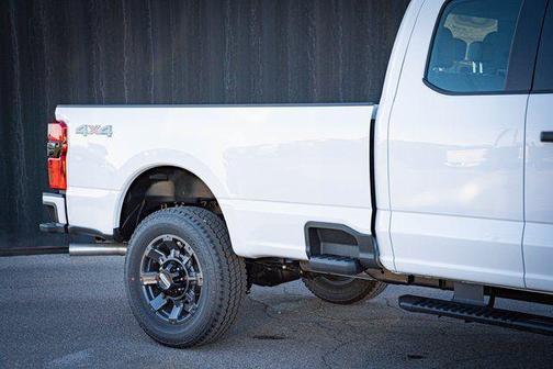 Oxford White 2026 Ford F-350 XL