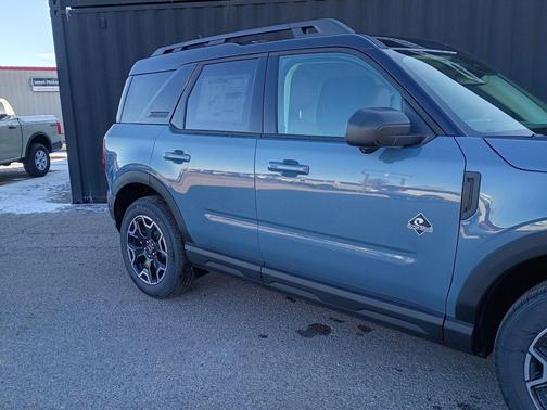 Azure Gray Metallic Tri-Coat 2025 Ford Bronco Sport Outer Banks