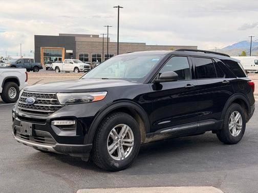 Carbonized Gray Metallic 2025 Ford Explorer Platinum