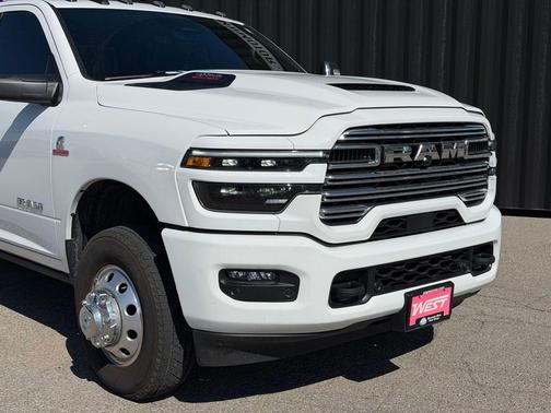 Bright White Clearcoat 2025 RAM 3500 Laramie Crew Cab 4x4 8' Box