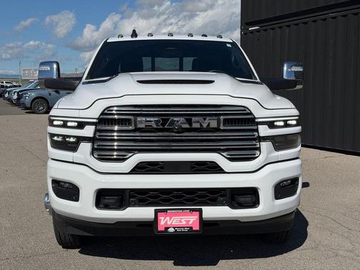 Bright White Clearcoat 2025 RAM 3500 Laramie Crew Cab 4x4 8' Box