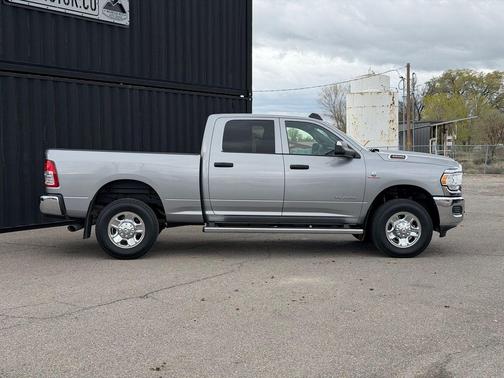 Billet Silver Metallic Clearcoat 2022 RAM 3500 Tradesman Crew Cab 4x4 6'4' Box