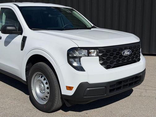 Oxford White 2026 Ford Maverick XL