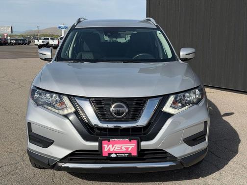 Brilliant Silver Metallic 2020 Nissan Rogue SV