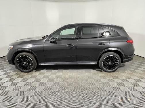 2023 Mercedes-Benz GLC 300 
