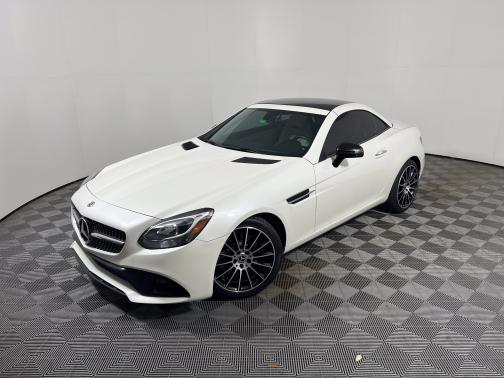 Diamond White 2019 Mercedes-Benz SLC 300