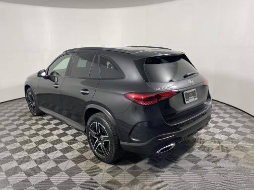 2025 Mercedes-Benz GLC 300 Base