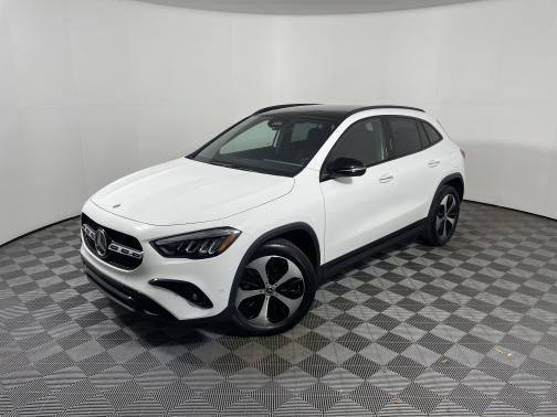 Polar White 2026 Mercedes-Benz GLA 250