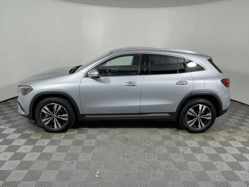 Cirrus Silver Metallic 2026 Mercedes-Benz GLA 250