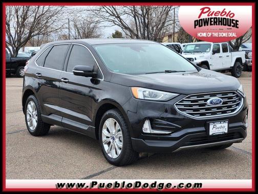 2022 Ford Edge Titanium