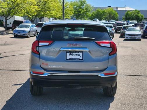 2024 GMC Terrain SLT